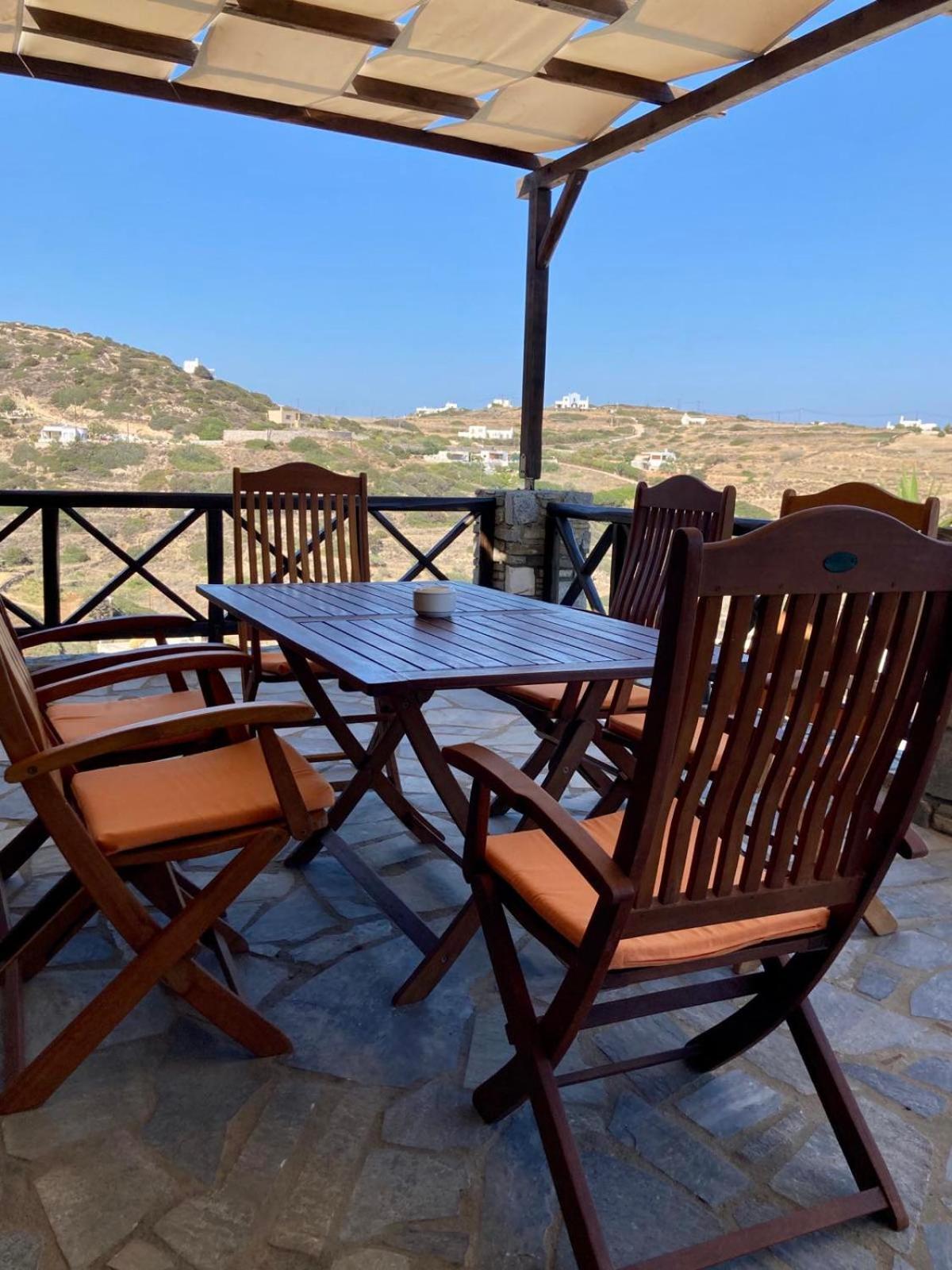 Syrou Lotos Studios & Apartments (Adults Only) Κίνι Δωμάτιο φωτογραφία